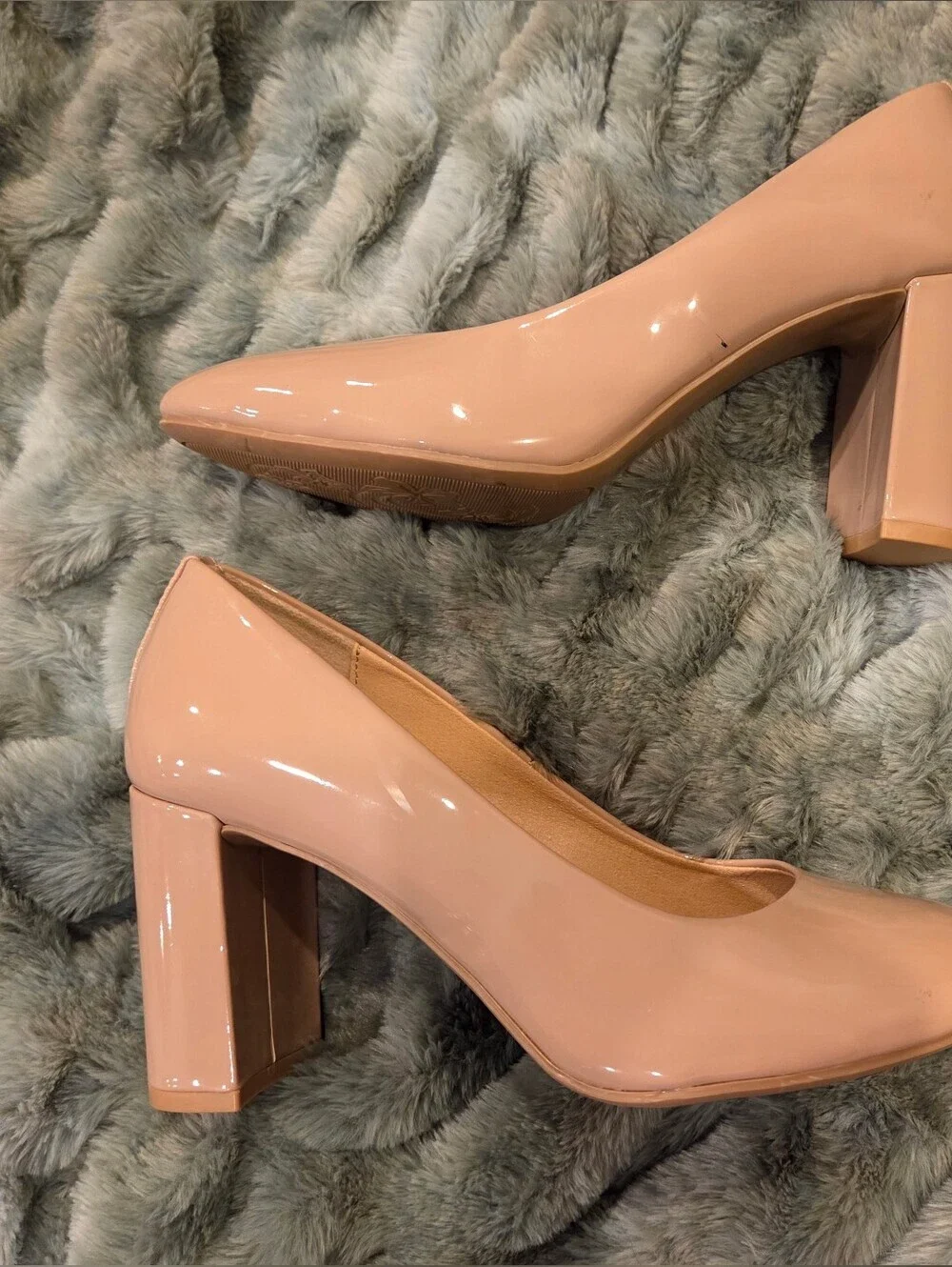 CL by Laundry Women's Lofty Pump